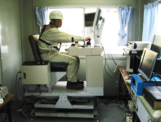 水中バックホウの無人化工事